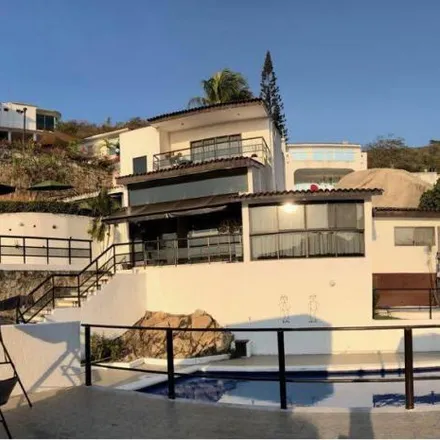 Rent this 5 bed house on Avenida Ejército Nacional in Joyas de Brisamar, 39300 Acapulco