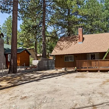 Buy this 2 bed house on 33399 Iris Drive in Green Valley Lake, San Bernardino County