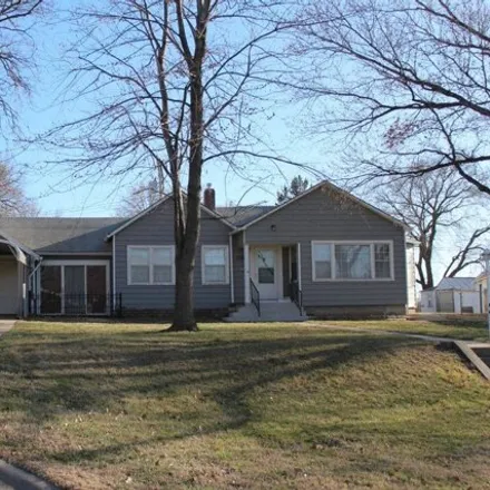 Buy this 2 bed house on 276 East 13th Street in Concordia, KS 66901