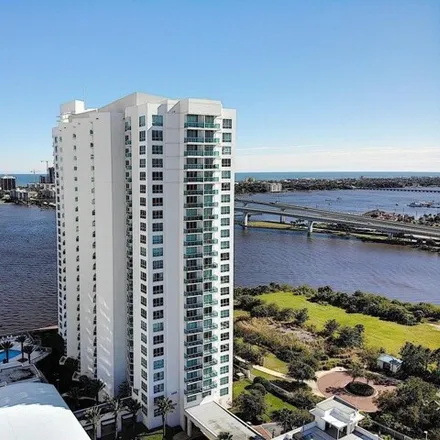 Buy this 3 bed condo on 237 Riverside Drive in Holly Hill, FL 32117