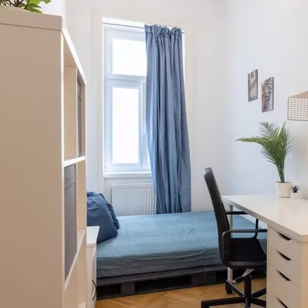 Rent this 3 bed room on NMS Pazmanitengasse in Gabelsbergergasse, 1020 Vienna