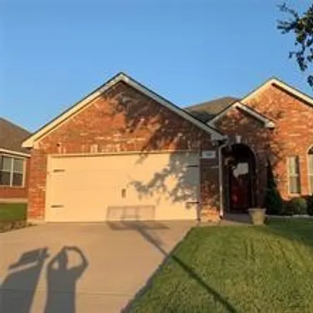Rent this 3 bed house on 105 Mustang Court in Celina, TX 75009