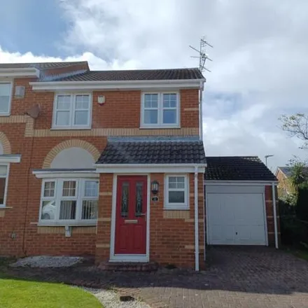 Buy this 3 bed duplex on Cheviot Gardens in Seaham, SR7 0BY