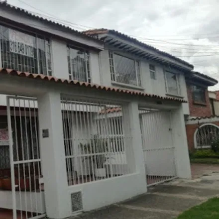 Rent this 5 bed house on Calle 115 in Suba, 111111 Bogota