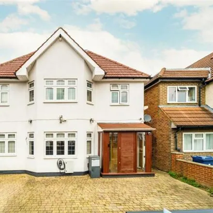 Buy this 6 bed house on Cecil Road in London, W3 0DB