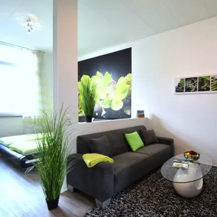 Rent this studio apartment on Schulstraße 5 in 65479 Raunheim, Germany