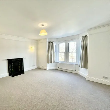 Image 4 - Cot Hill, 111 Windmill Road, Oxford, OX3 7BT, United Kingdom - Apartment for rent