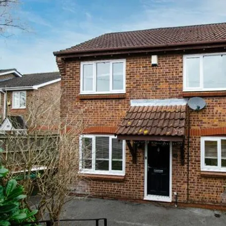 Rent this 3 bed house on Butt's Road in Southampton, SO19 1BR