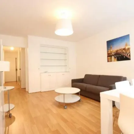Rent this 2 bed apartment on 169 Rue de Courcelles in 75017 Paris, France