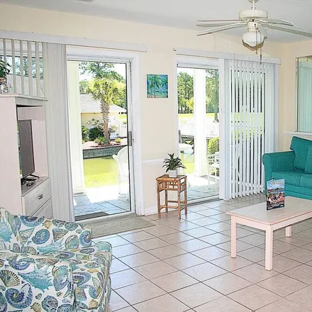 Rent this 1 bed condo on Calabash