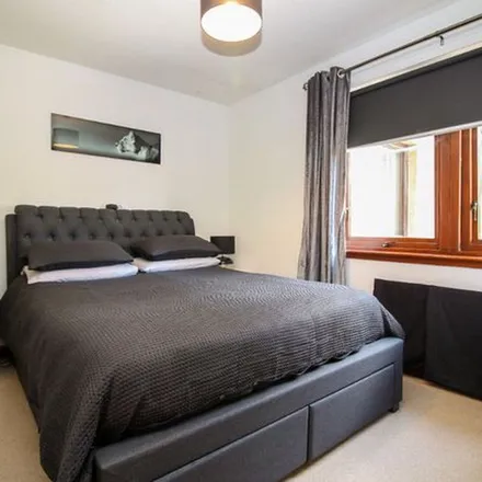 Image 1 - South Pleasance Avenue, Falkirk, FK1 1BN, United Kingdom - Apartment for rent