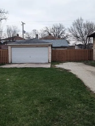 Buy this 2 bed house on 2143 South 6th Avenue in Maywood, IL 60153
