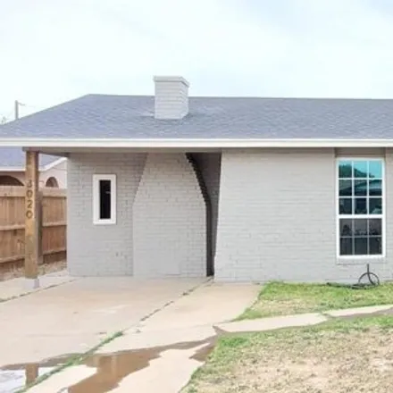 Buy this 3 bed house on 3020 W 15th St in Odessa, Texas