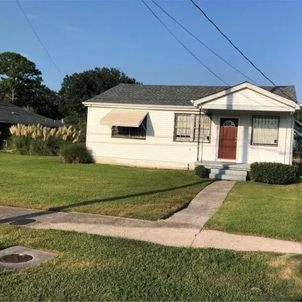 Buy this 2 bed house on 505 Faun Street in Metairie, LA 70003
