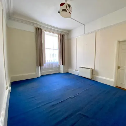 Image 5 - Angel Guest House, 13 St Peter Street, Tiverton, EX16 6NU, United Kingdom - Apartment for rent