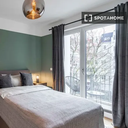 Rent this 4 bed room on Brahestraße 33 in 10589 Berlin, Germany