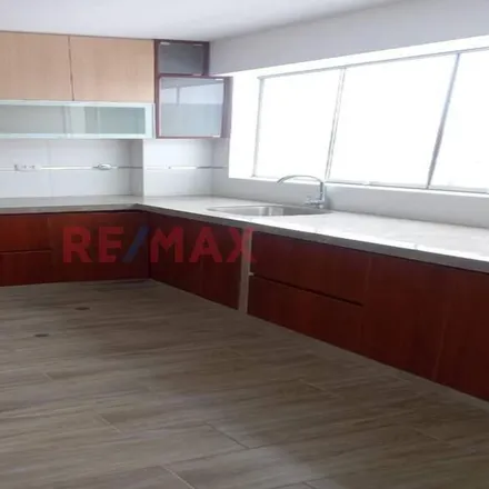 Buy this studio apartment on El Amargon in Los Olivos, Lima Metropolitan Area 15304