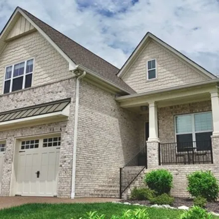 Buy this 3 bed house on 1012 Jarman PVt Lane in Gallatin, TN 37066