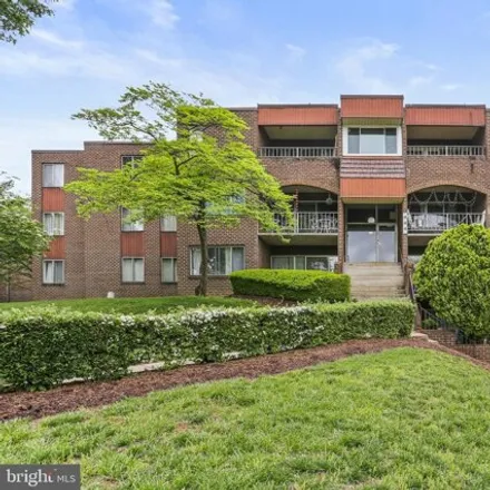 Buy this 2 bed condo on 444 Girard Street in Gaithersburg, MD 20877