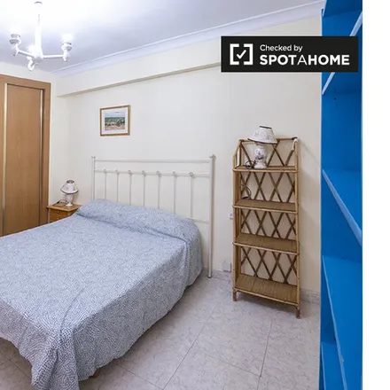Rent this 4 bed room on Carrer de Dolores Marqués in 8, 46020 Valencia