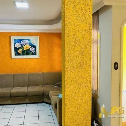 Rent this 4 bed house on Rua Síria in Nações, Balneário Camboriú - SC