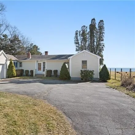 Image 4 - 14A Shore Road, Seaside, Waterford, CT 06385, USA - House for sale