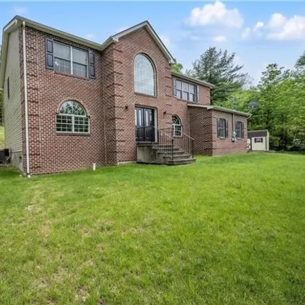 Buy this 5 bed house on Cherry Valley Road in Hamilton Township, PA 18354