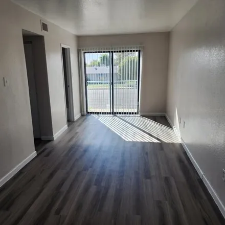 Image 2 - 4301 North 24th Street, Phoenix, AZ 85016, USA - Apartment for rent