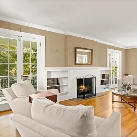 Image 5 - 65 Sound View Drive, Greenwich, CT 06830, USA - House for sale