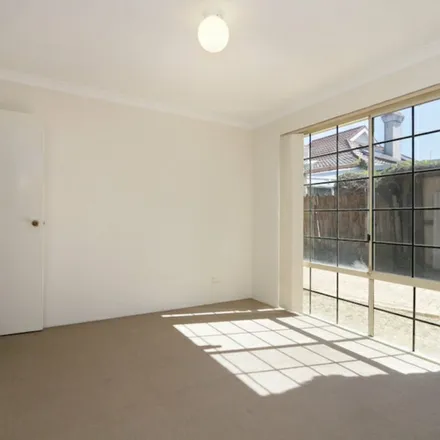 Rent this 3 bed apartment on Lane 83 in East Victoria Park WA 6101, Australia