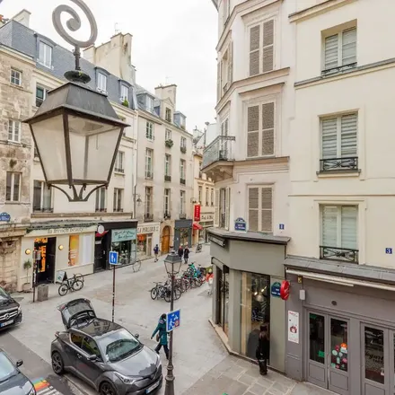 Image 5 - 4 Rue Saint-Merri, 75004 Paris, France - Apartment for rent