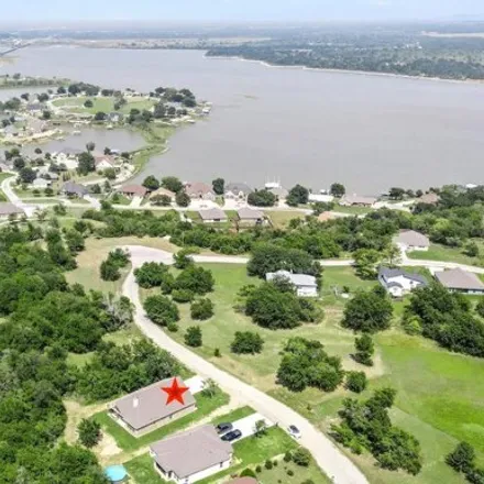 Image 1 - 614 Lanai Cir, Runaway Bay, Texas, 76426 - House for sale