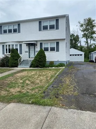 Image 2 - 66;70 Elizabeth Ann Drive, Raynham, New Haven, CT 06512, USA - Townhouse for sale