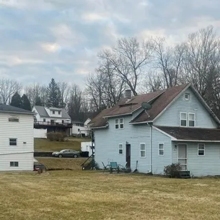 Buy this 4 bed house on 168 Melbourne Street in Vestal, NY 13850