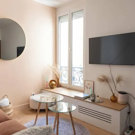 Rent this 1 bed apartment on Paris