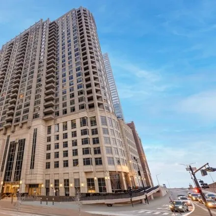 Rent this 3 bed condo on 530 Lake Shore Drive in 530 North Lake Shore Drive, Chicago