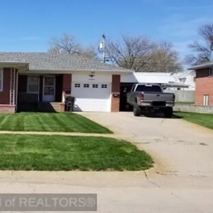 Buy this 4 bed house on 1086 West 13th Street in Hastings, NE 68901
