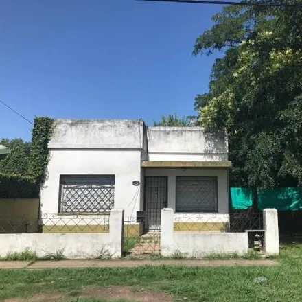 Buy this 2 bed house on Avenida Monteverde 5903 in 1852 Burzaco, Argentina