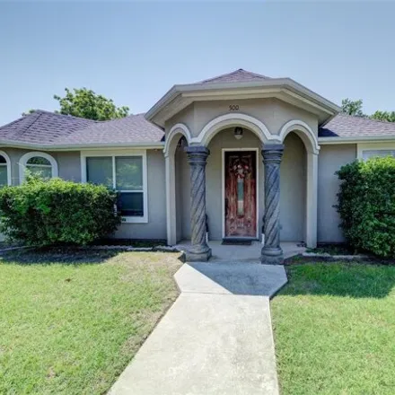 Buy this 3 bed house on 500 East Collom Street in Decatur, TX 76234
