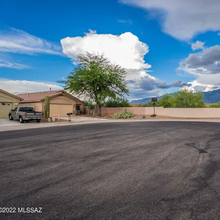 Buy this 3 bed house on 2587 East Chisel Court in Oro Valley, AZ 85755