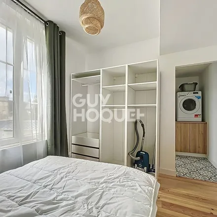 Rent this 2 bed apartment on 1 Rue Segrais in 14000 Caen, France