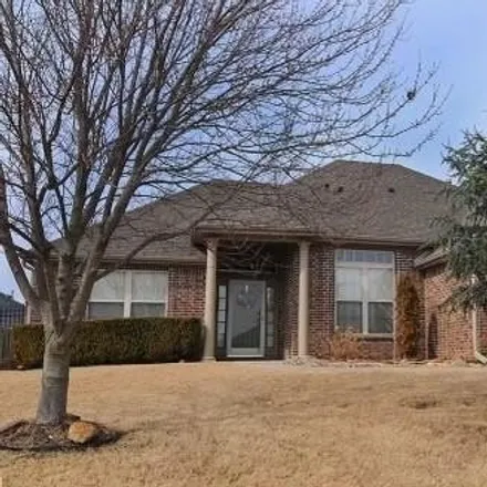 Rent this 3 bed house on 652 Southwest Arch Street in Bentonville, AR 72712