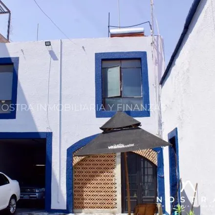 Rent this 4 bed house on Calle José Guadalupe Montenegro in Mexicaltzingo, 44180 Guadalajara