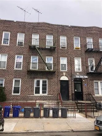 Buy this 12 bed townhouse on 153 Bay 26th Street in New York, NY 11214