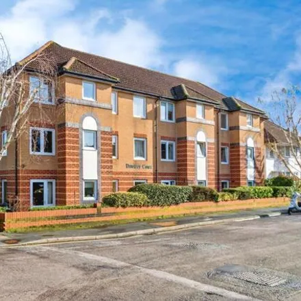 Buy this 2 bed apartment on Dawtrey Court in Grosvenor Road, Hampton Park