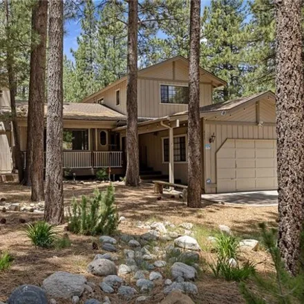 Image 3 - 423 Pineview Dr, Big Bear City, California, 92314 - House for sale