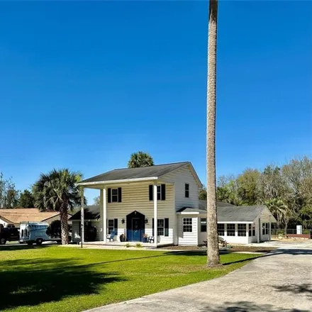 Buy this 4 bed house on 5707 Southeast 109th Street in Belleview, FL 34420