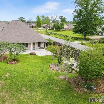 Image 3 - 42198 Marblestone Ave, Prairieville, Louisiana, 70769 - House for sale