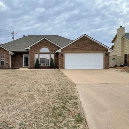 Buy this 3 bed house on 904 N Towne Cir in Altus, Oklahoma