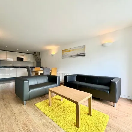 Rent this 2 bed apartment on Building 50 in Argyll Road, London